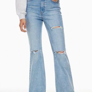 Levi’s 70s High Flare Premium Ultra High Rise Jeans W31 L30 Med Blue NWOT